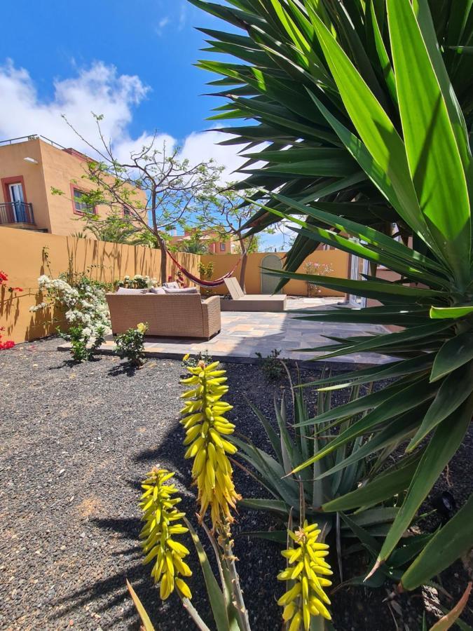 Casa Zalla 110M2, 200M2 Garden, Pool, 1Gb Wi-Fi, Private Parking Corralejo Exterior photo